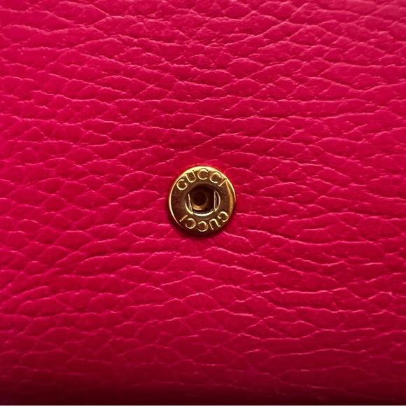 Gucci GG Marmont Calfskin Pebbled Leather Hot Pink Barbie Continental Wallet - Picture 11 of 15